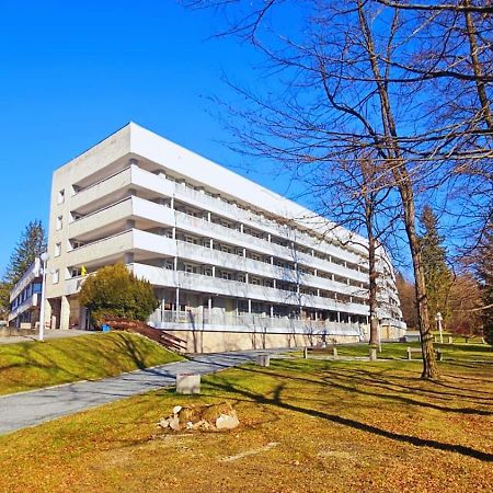 Jubilat Aparthotel Ladek-Zdroj Exterior photo